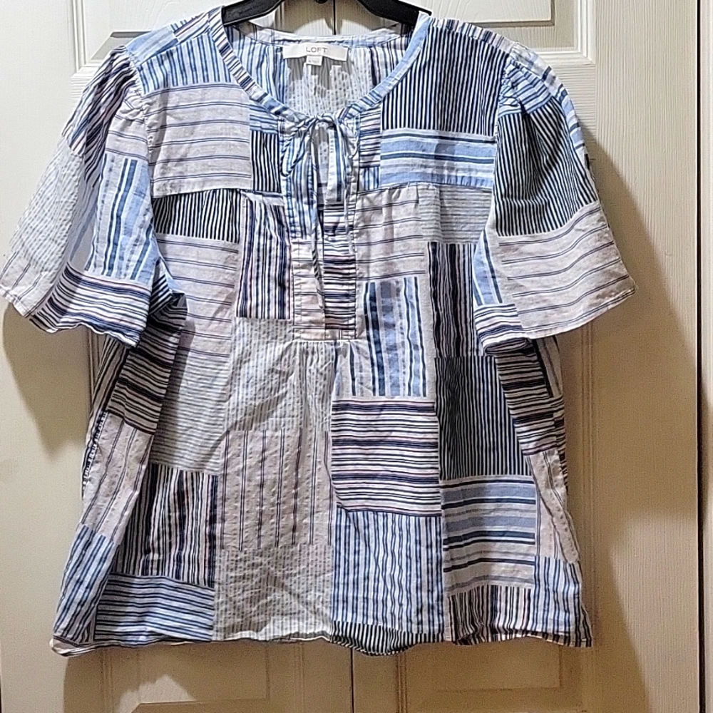 Loft cotton, tie front top.